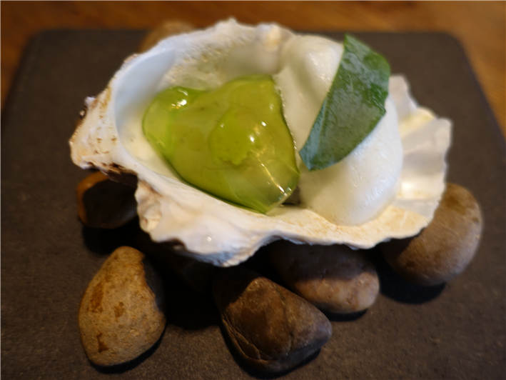 oyster with apple foam